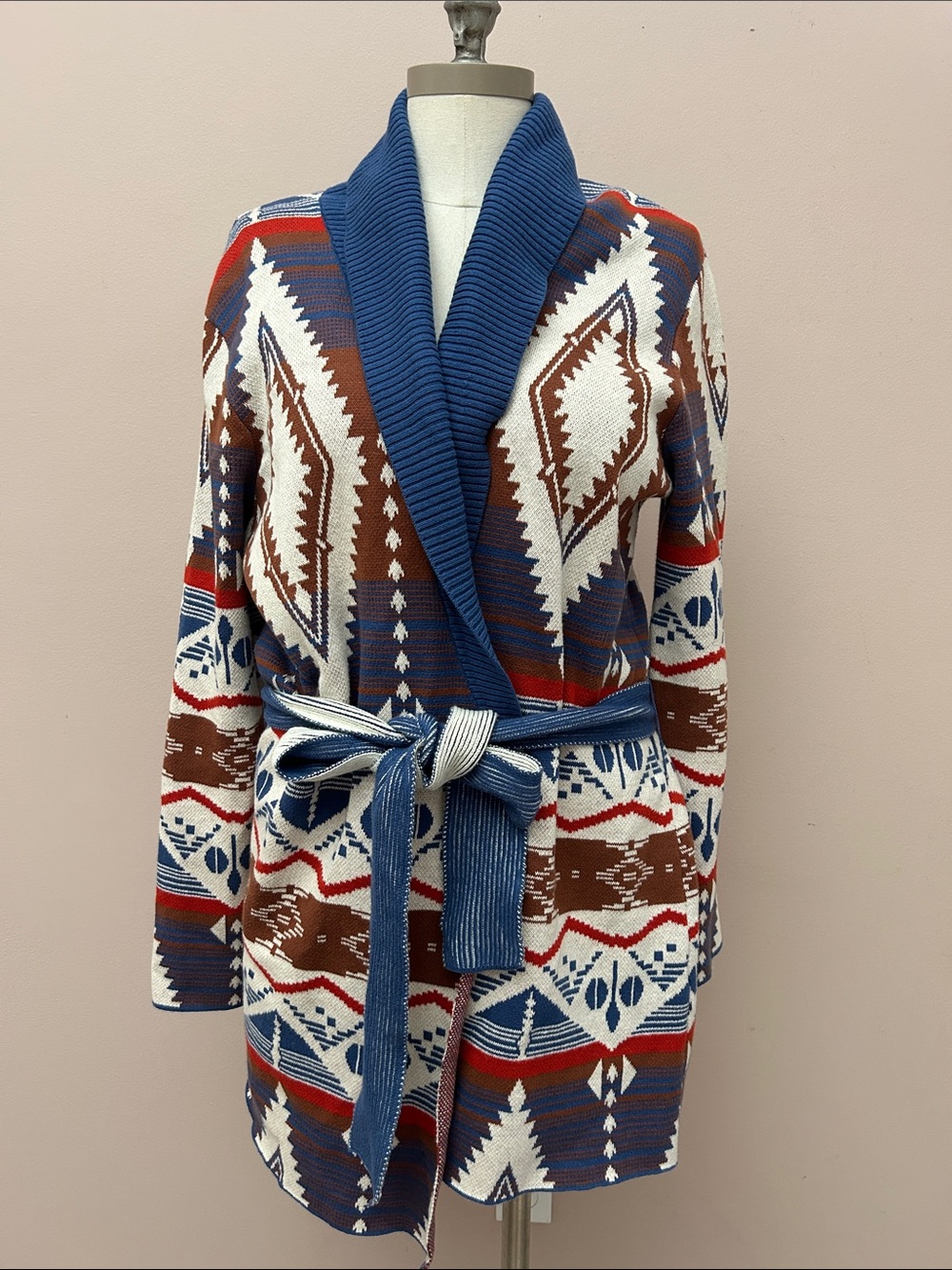 open-front Southwestern or Aztec-style geometric print cardigan shawl collar M